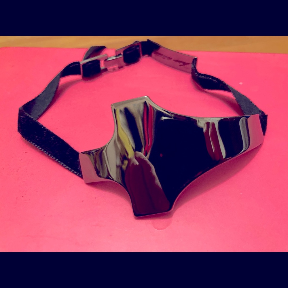 Brian Atwood | Choker |